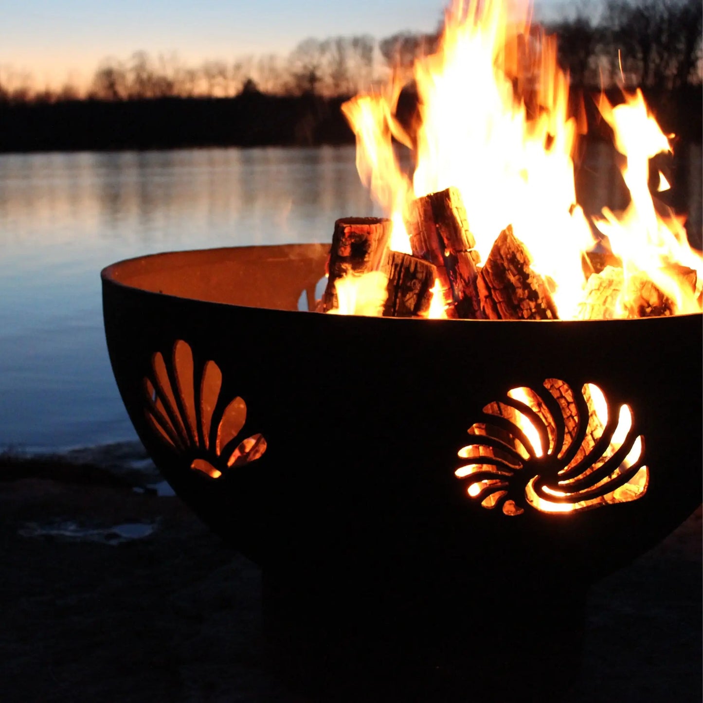 Fire Pit Art Beachcomber Steel Fire Pit – Conch Nautilus Scallop Shell Design Outdoor Fire Pit – Additional View