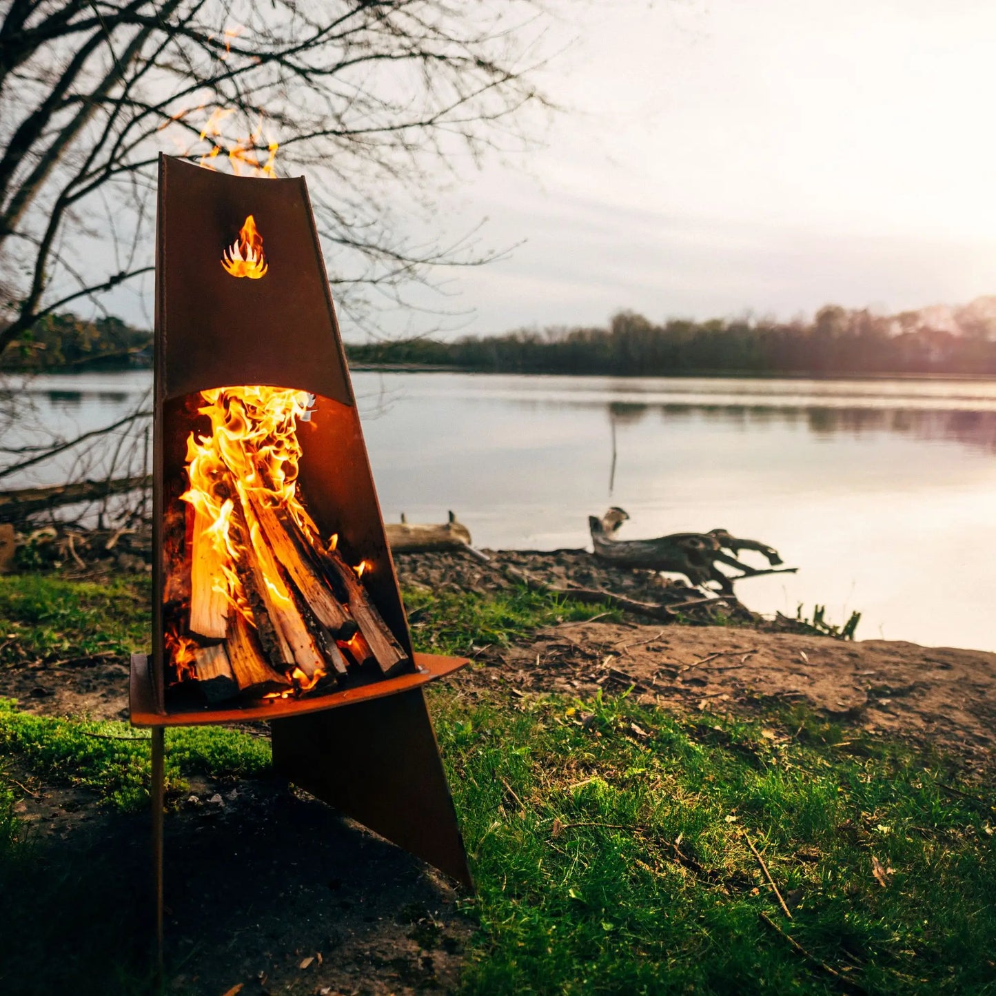 Fire Pit Art Vesuvius Wood Burning Fire Pit – Vertical Trilateral Steel Outdoor Fire Pit – Lifestyle View