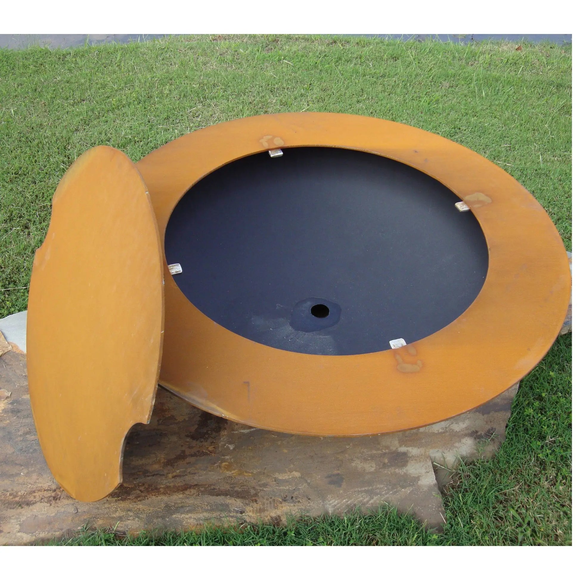 Fire Pit Art Saturn Steel Fire Pit With Lid – Planet Ring Design Outdoor Fire Pit – Detail View