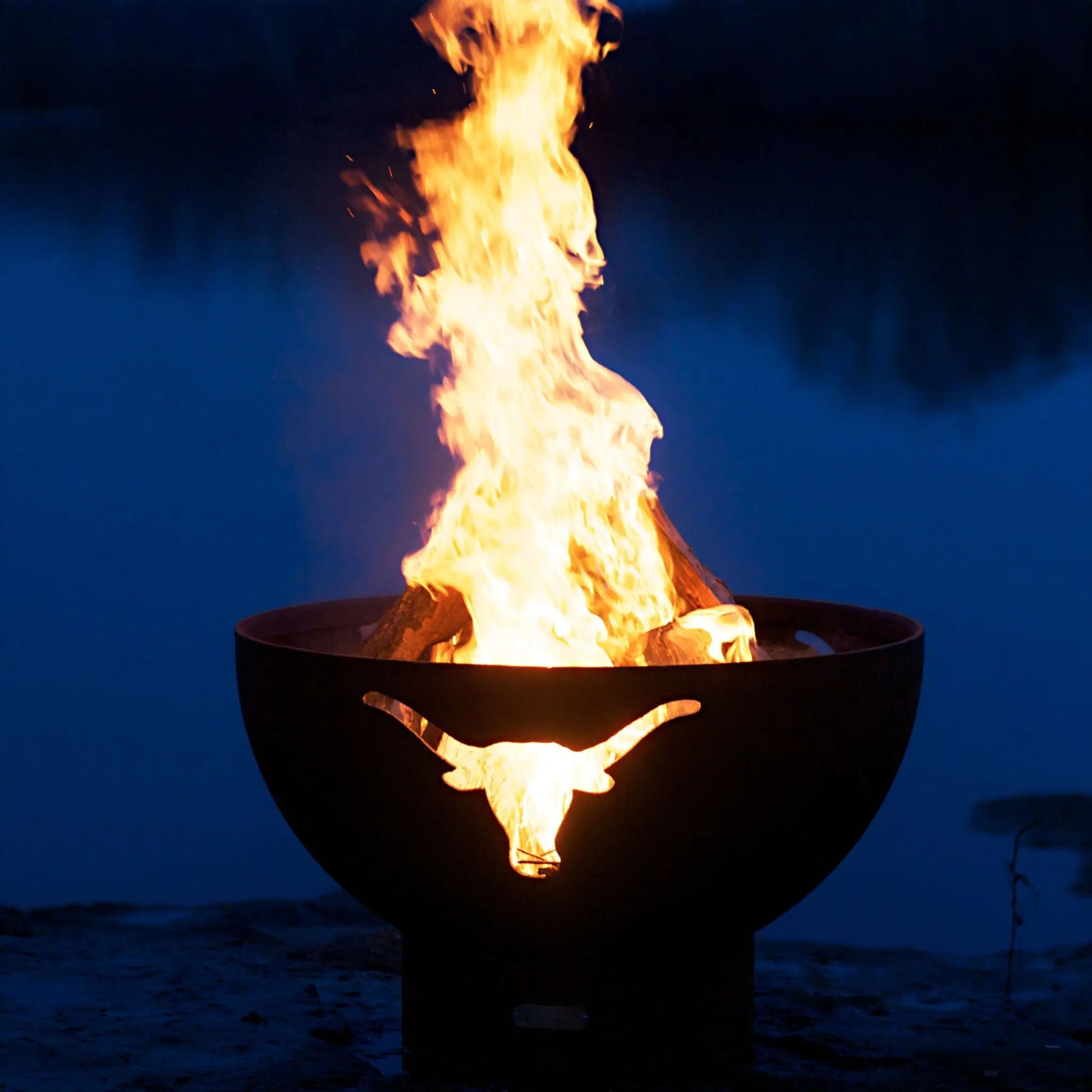 Fire Pit Art Long Horn Steel Fire Pit – Western Longhorn Skull Outdoor Fire Pit – Alternate Angle