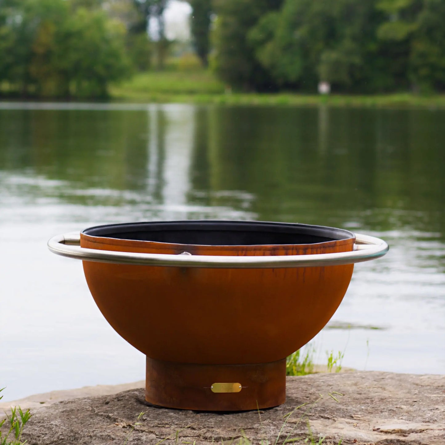Fire Pit Art Bella Luna Steel Fire Pit – Moon Design Outdoor Fire Pit – Detail View