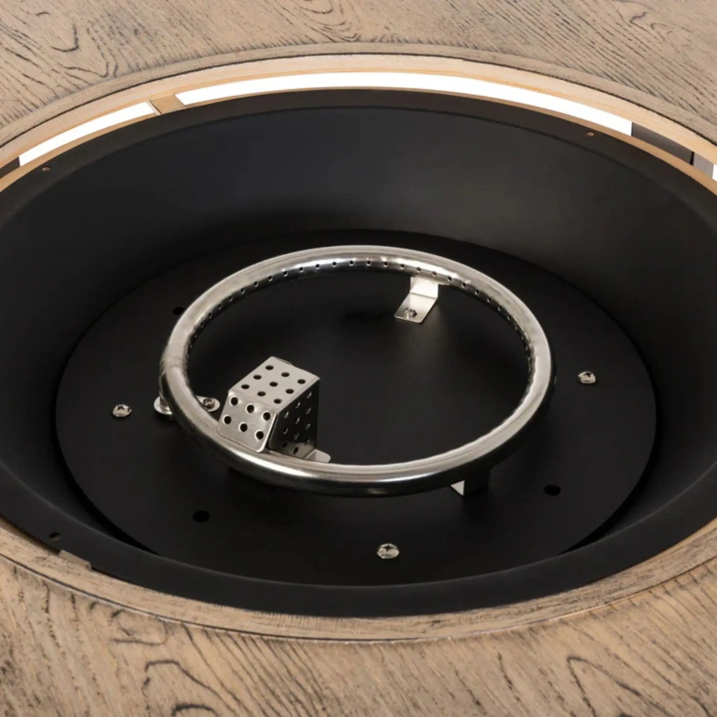 Fire Sense Thatcher Driftwood Round Aluminum Propane Fire Pit - Feature Detail
